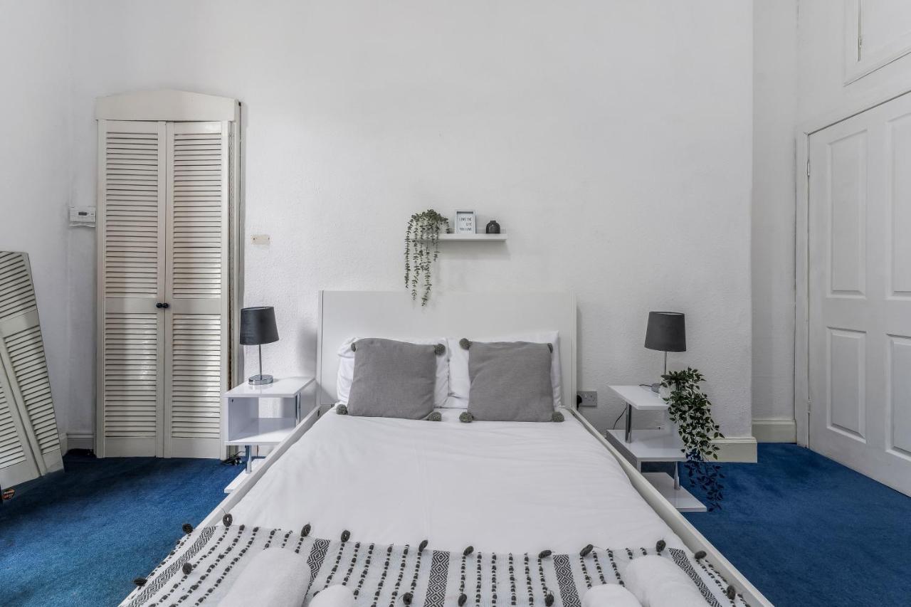 Central City Centre 2 Bedroom Flat - Close To Haymarket Train Station. Edinburgh Eksteriør bilde