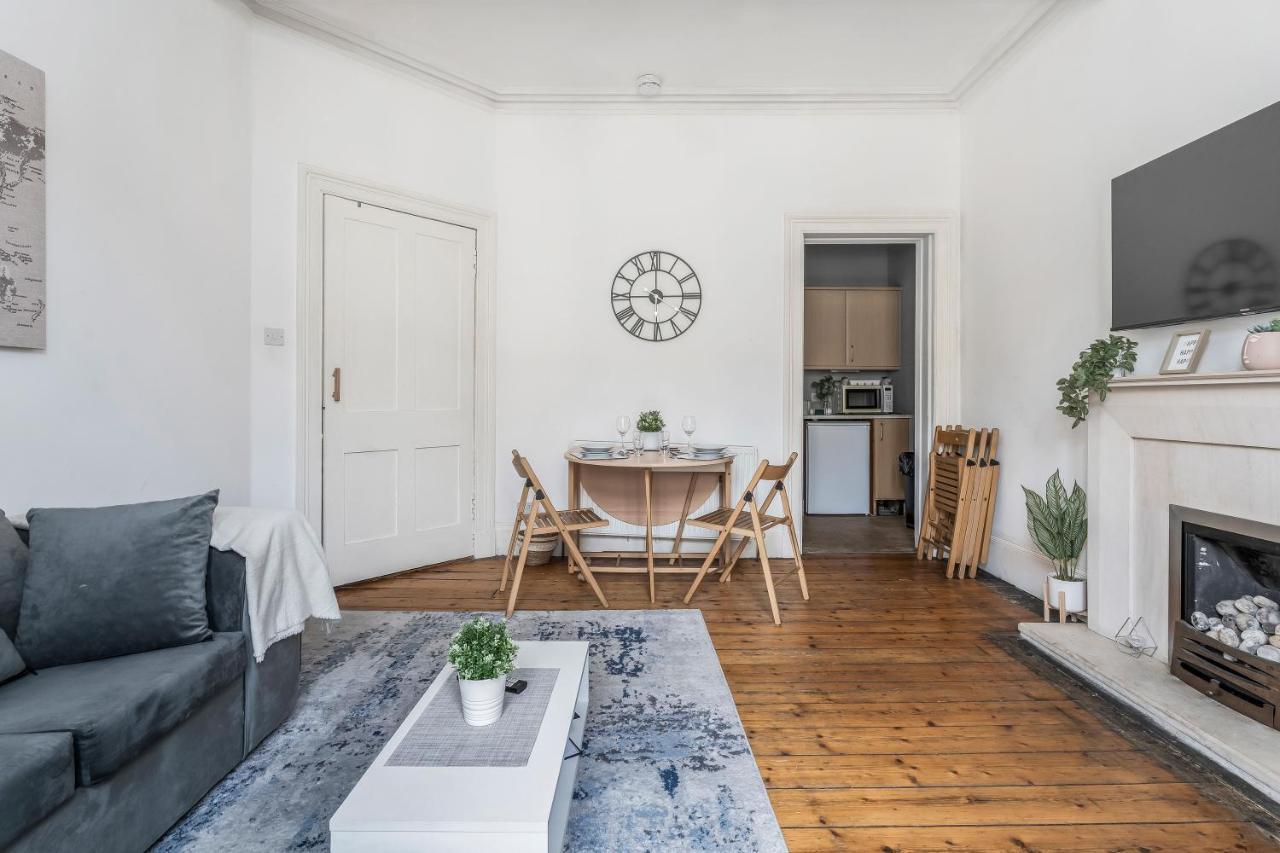 Central City Centre 2 Bedroom Flat - Close To Haymarket Train Station. Edinburgh Eksteriør bilde