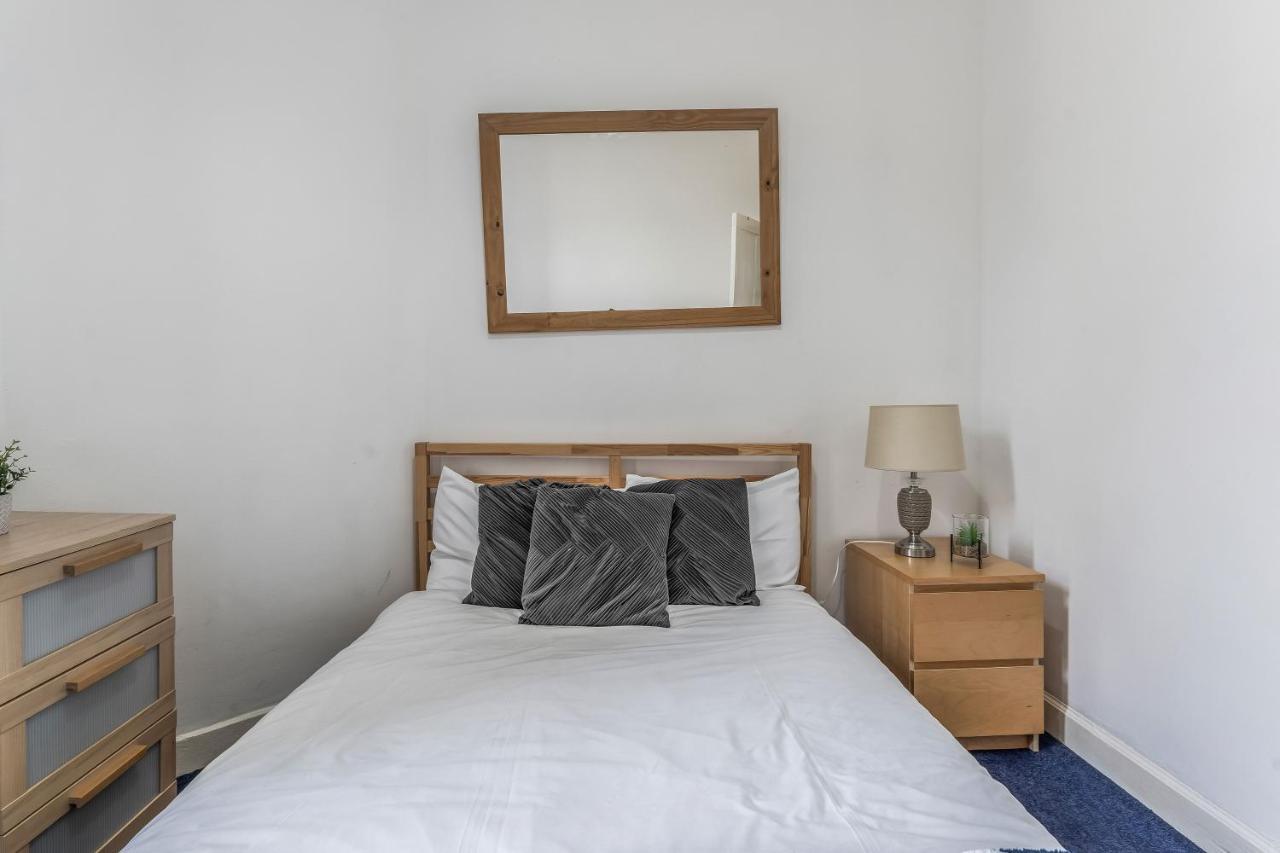 Central City Centre 2 Bedroom Flat - Close To Haymarket Train Station. Edinburgh Eksteriør bilde